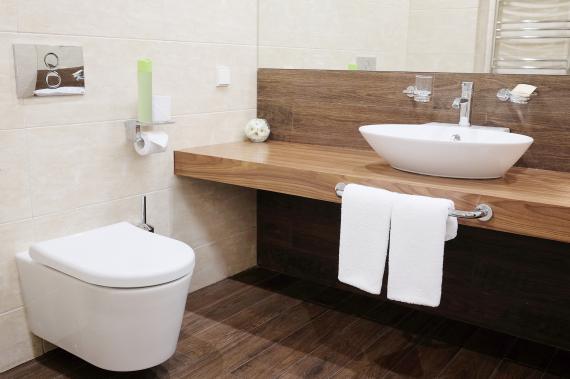 Installation sanitaire PMR Cosne-sur-Loire
